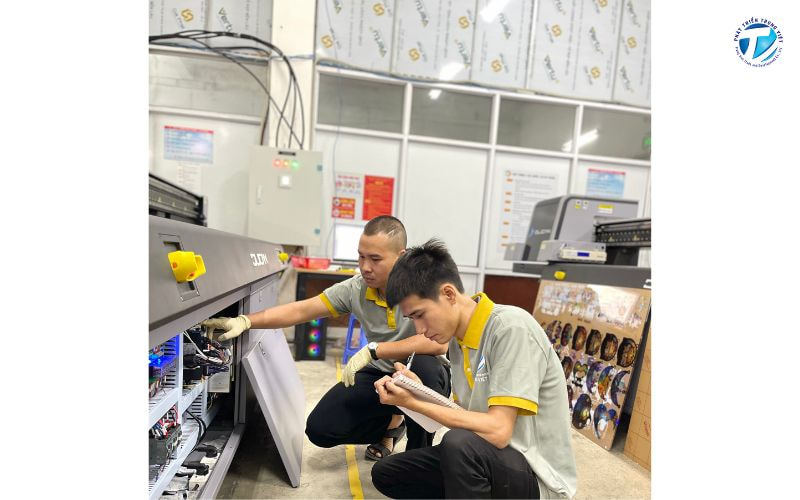 Đội ngũ kỹ thuật của PTTV luôn hỗ trợ tận tâm